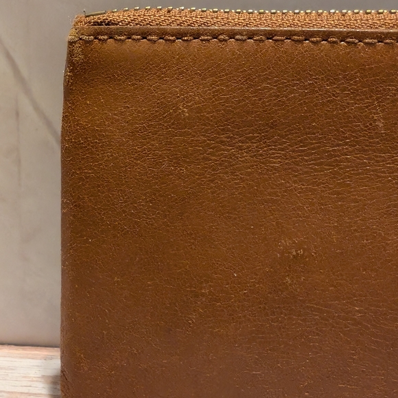 Madewell The Leather Pouch Wallet in English Saddle - Picture 5 of 11